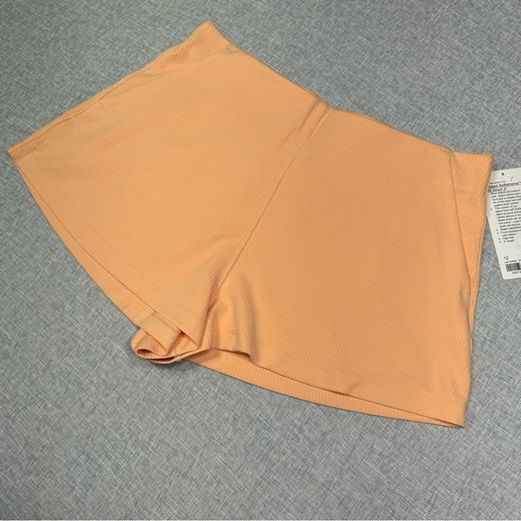 Lululemon Ribbed Softstreme High Rise Shorts Peach Bellini 12 NWT - Picture 5 of 9